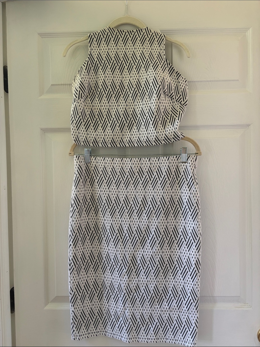 Forever 21 White and Black Geometric Midi Dress Set